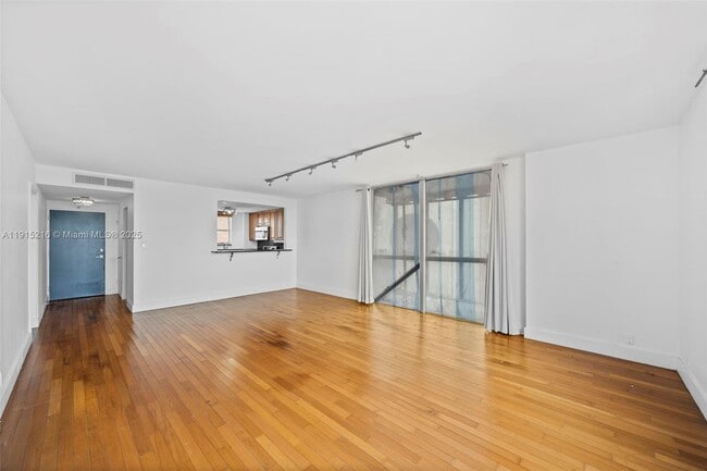 Photo - 3301 NE 5th Ave Unit 703