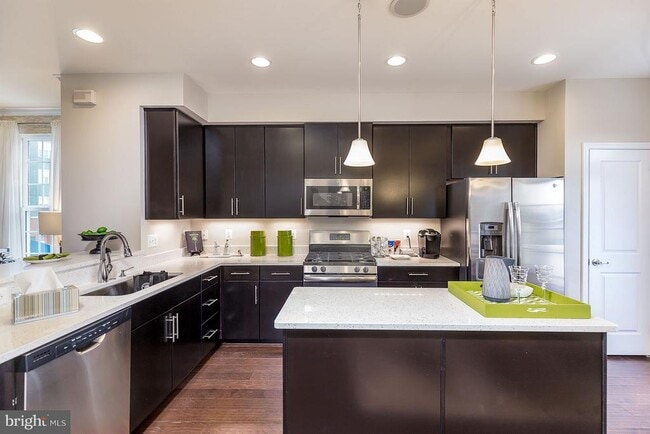 Photo - 3437 10th Pl SE