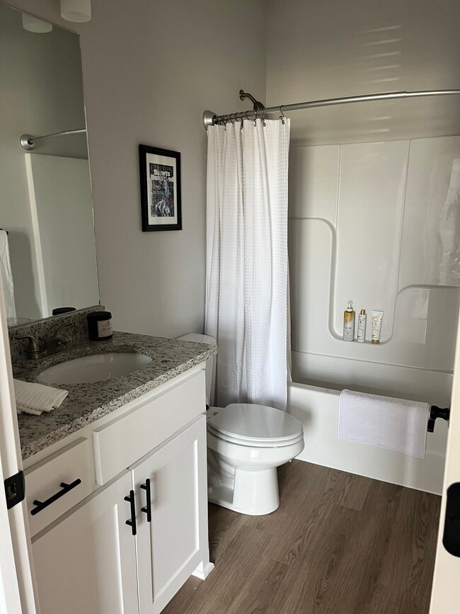 Photo - 6049 W Quinn St