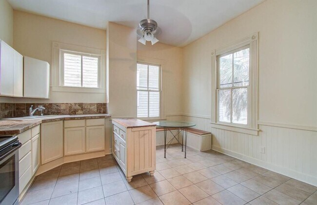 Photo - 2814 Avenue O 1/2