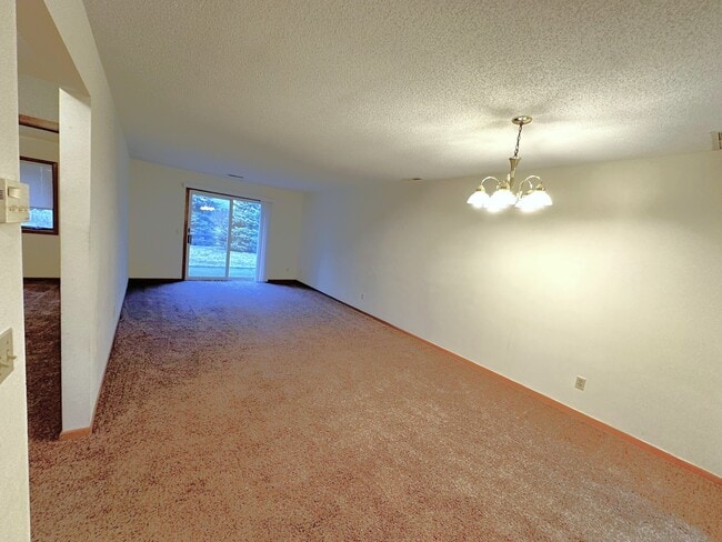 Photo - 840 Highview Dr