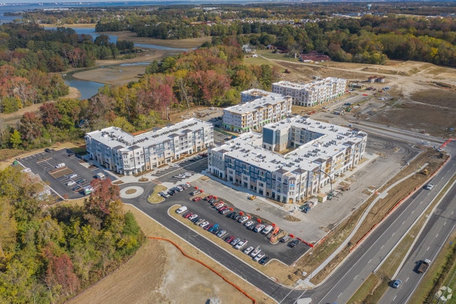 3800 Acqua at Bridgeport