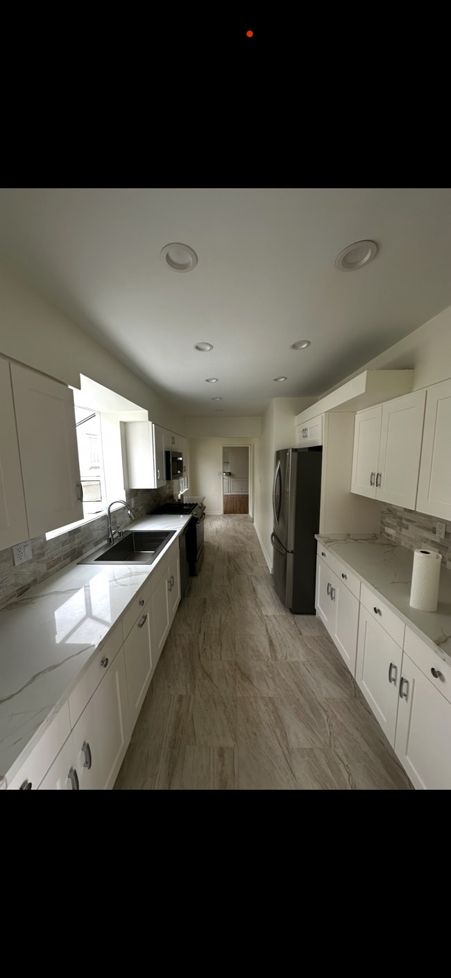 Building Photo - 1433 Selby Ave Unit 1433 Rental