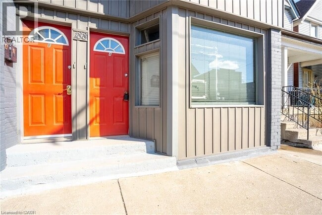 Photo - 188 Sherman Ave N