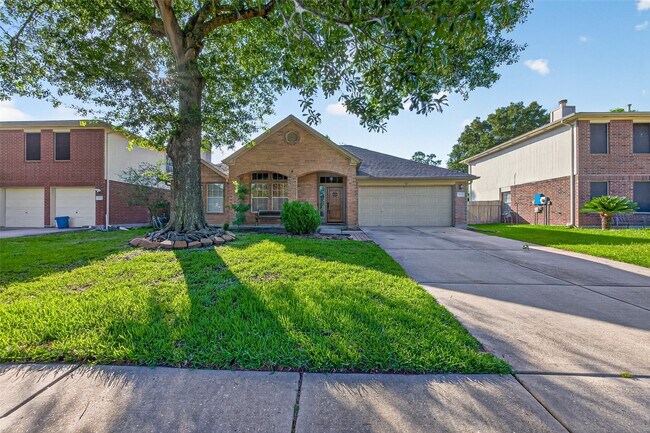 Photo - 3719 Apple Hollow Ln