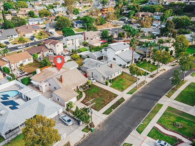 Photo - "Spacious 4-Bed, 3-Bath Oasis in Prime Los Angeles Location - 2080 Sq Ft of Comfort!"
