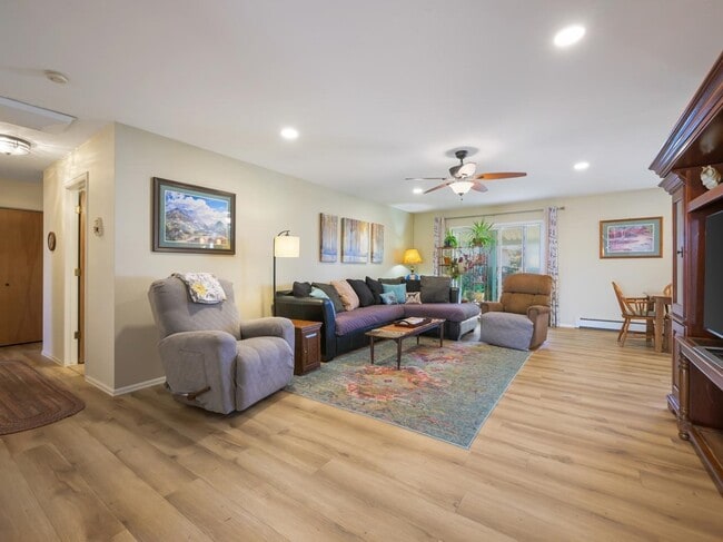 Photo - 2981 Bookcliff Ave