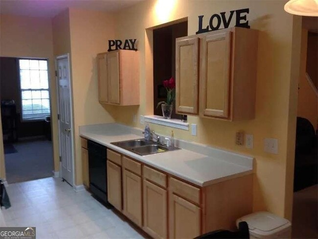 Photo - 3072 Kentmere Dr