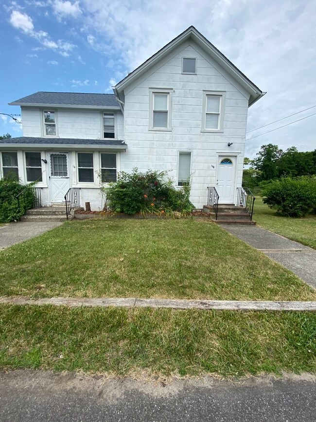 Building Photo - 14 Fuoco Rd Unit B