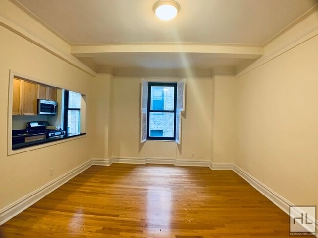 Building Photo - SECOND AVENUE Rental