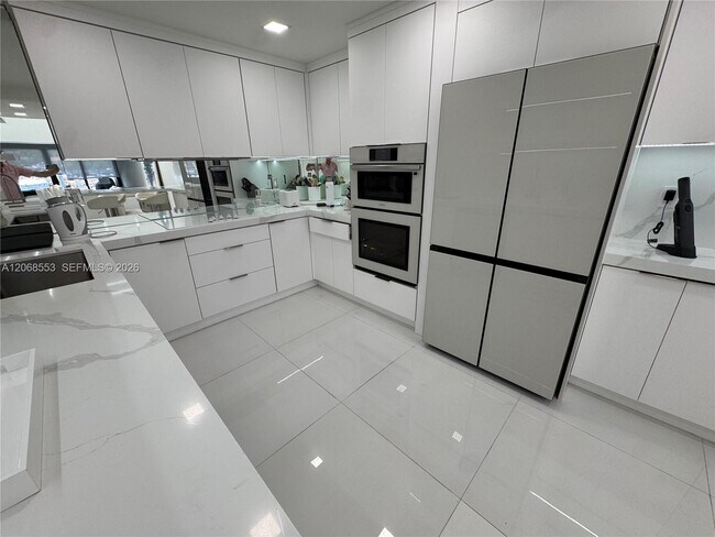 Photo - 336 Poinciana Island Dr Unit 1008