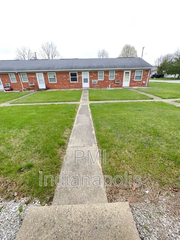 Photo - 122 W William Dr Unit B