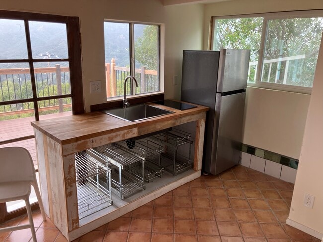 Photo - 1875 Topanga Skyline Dr Unit Topanga Canyon Guest