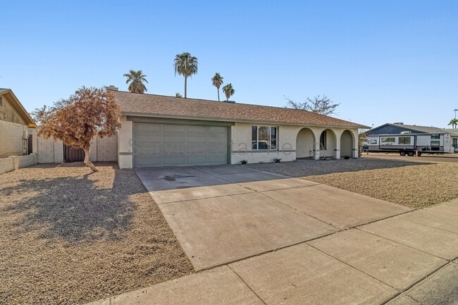 Photo - 2331 E Manhatton Dr