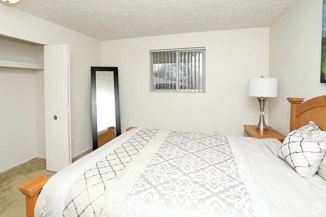 Grange Oaks Apartments