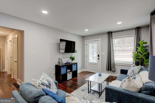 Photo - 130 Mount Zion Rd