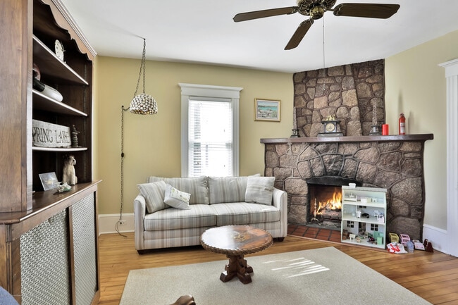 Photo - 407 Jersey Ave