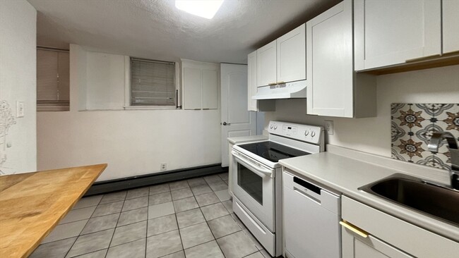 Photo - 146 Linden St Unidad Apt A