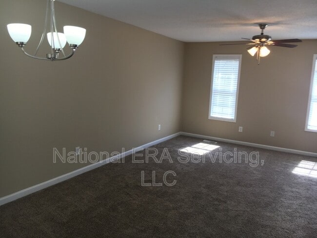 Photo - 753 Newport Dr