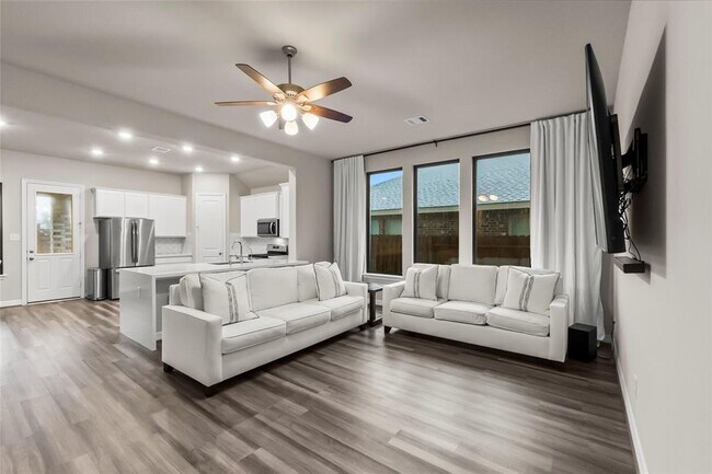 Photo - 31418 Whitcombe Summit Wy