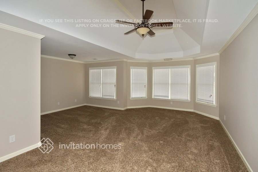 Photo - 1849 Mapmaker Dr NE