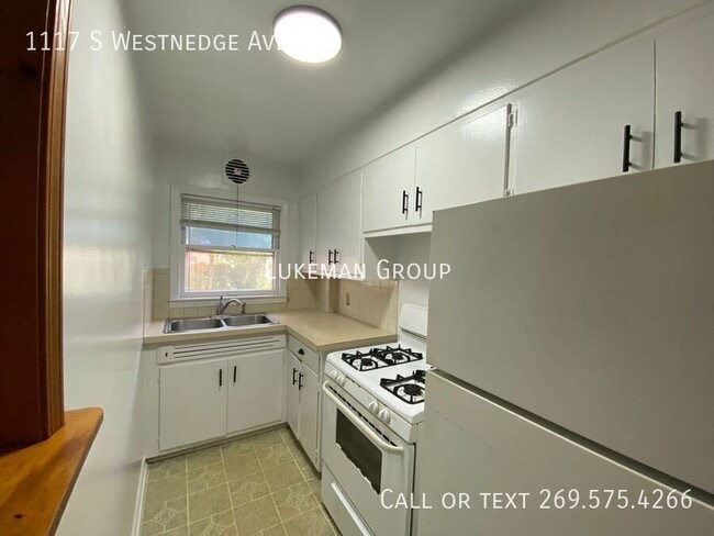 Photo - 1117 S Westnedge Ave Unit 2