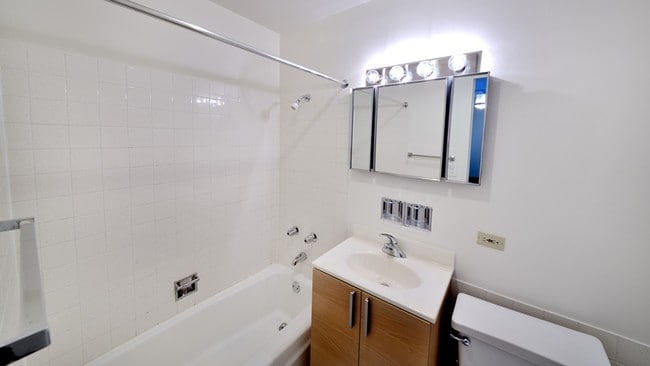 Una habitación Baño - South Shore Beach Apartments