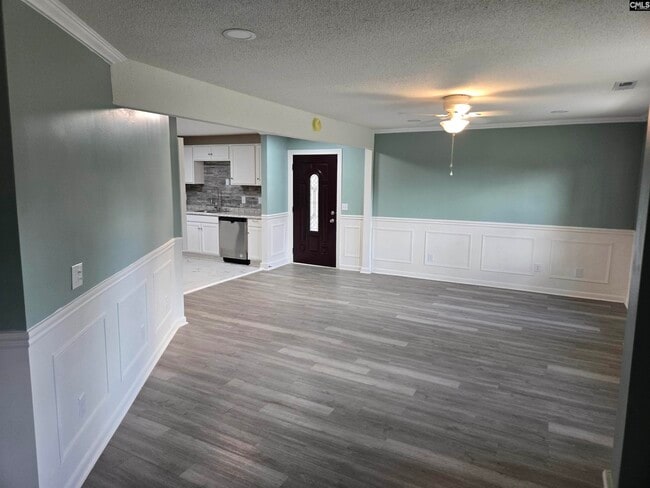 Photo - 3260 Broughton St