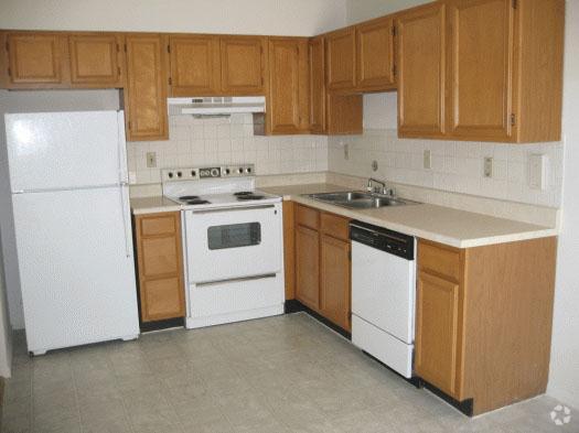 Kitchen - Parkwood Place Apartments