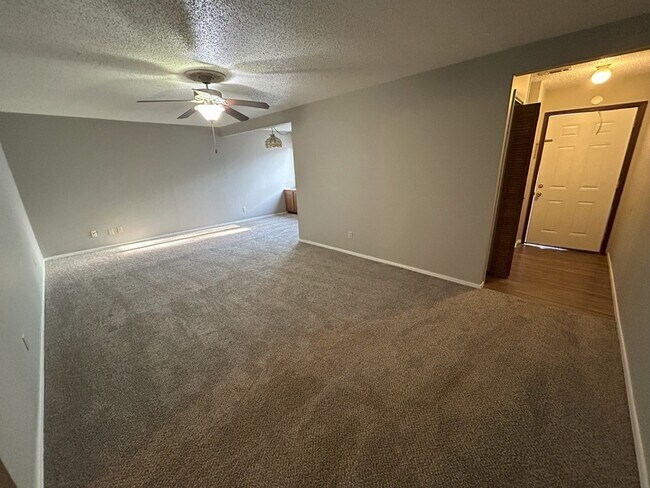 Photo - South 7th Street - 421