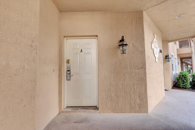 Photo - 8319 Mulligan Cir