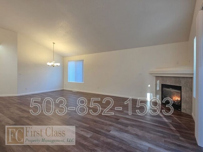 Photo - 13170 SW Menlor Ln