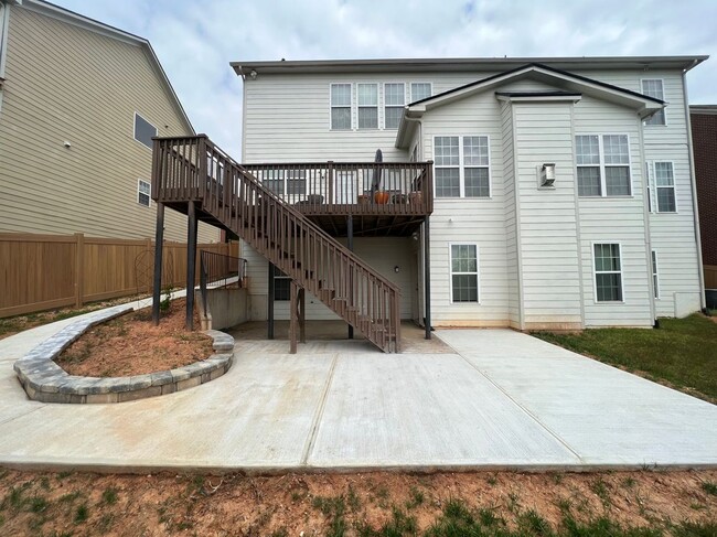 Photo - 3152 Daleview Way SW