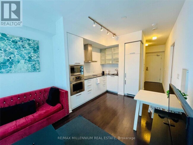 Photo - 14 York St Unit 709