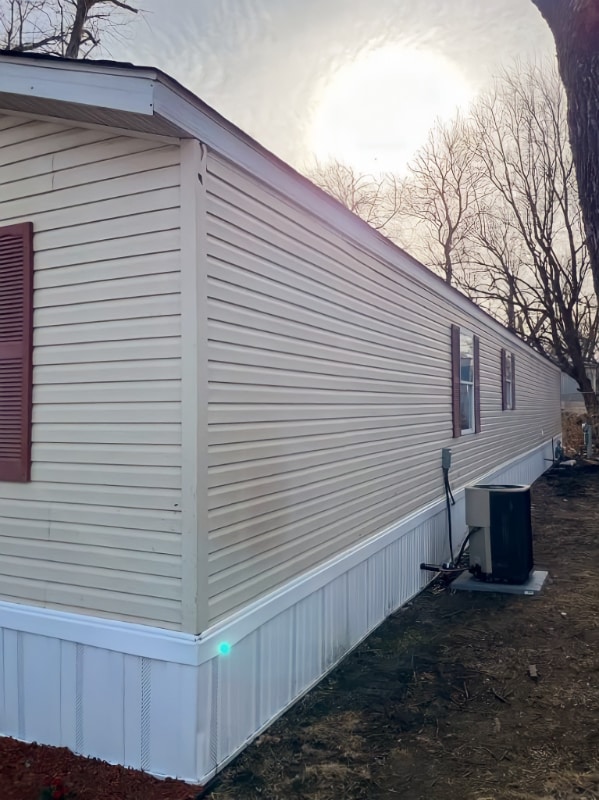 Photo - 110 N Michigan St