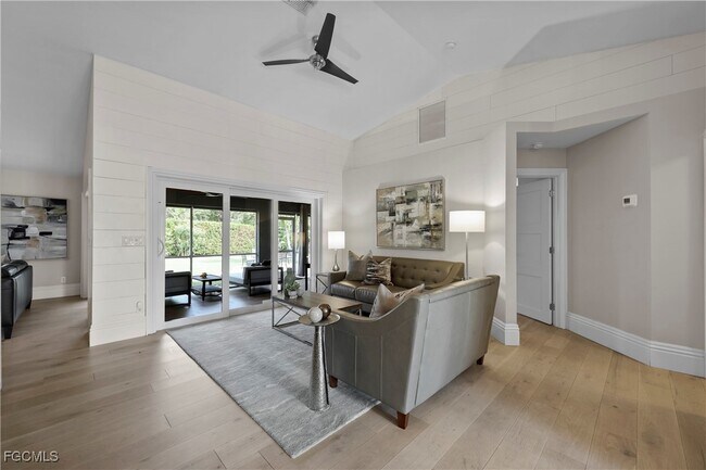 Photo - 2003 Timberline Dr