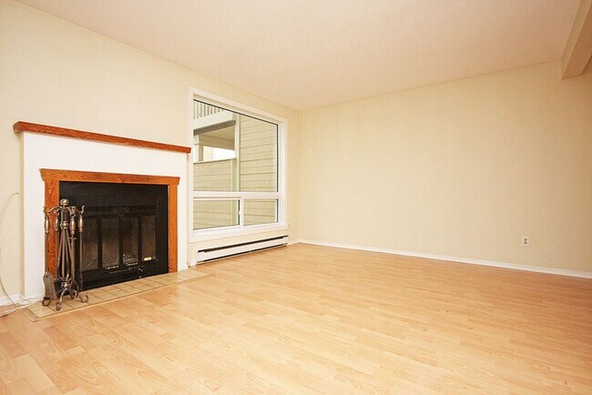 Photo - 750 St. Andre