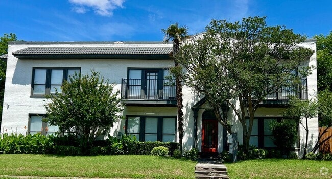 Building Photo - 5305 Reiger Ave Rental