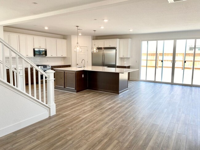 Photo - BRAND NEW 4/3.5 Lennar with In-Law Suite