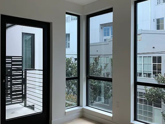 Photo - "Charming Urban Oasis: Spacious 1-Bedroom Retreat in the Heart of San Francisco!"