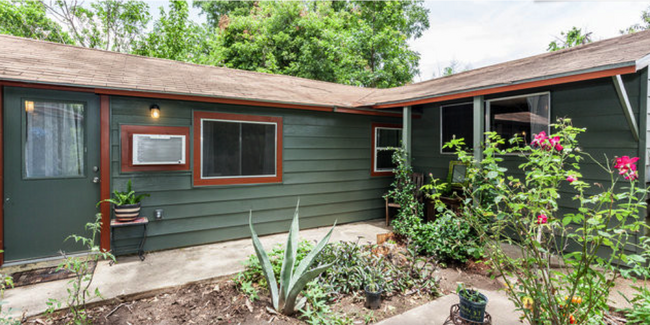 Photo - 815 Gunter St