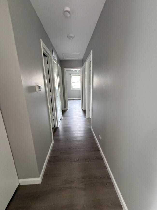 Photo - 1811 Hazelwood Dr