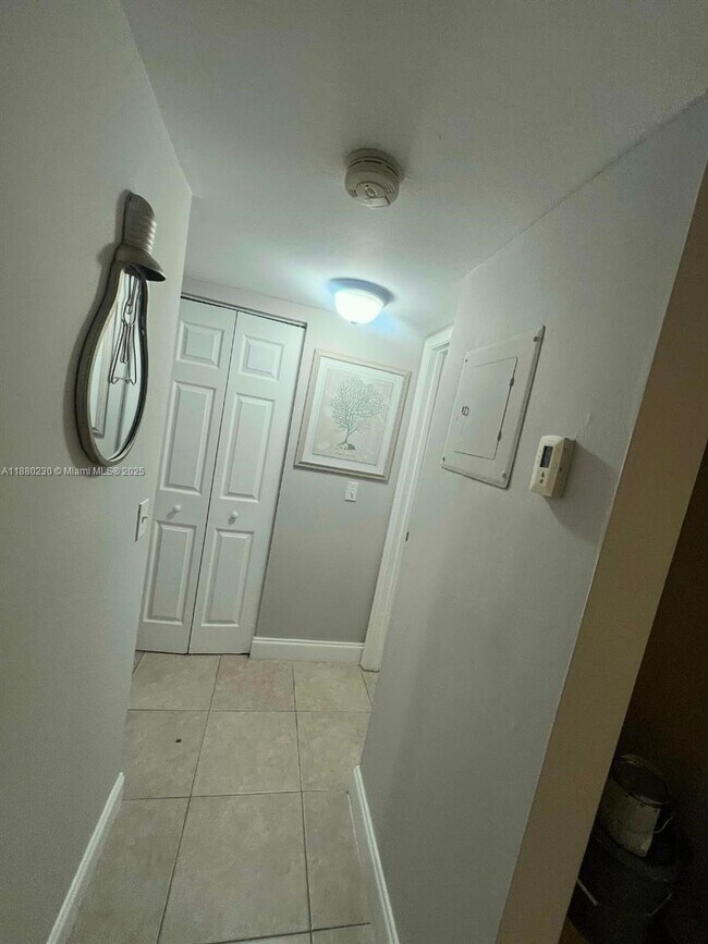 Photo - 2755 W Atlantic Ave Unidad 104B