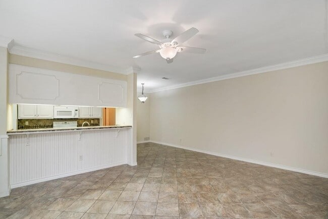 Photo - 2208 Indian Trail