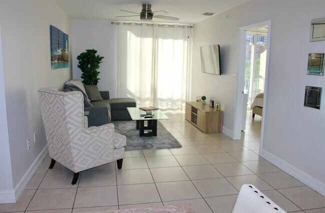 Photo - 2501 SW 37th Ave Unit 304