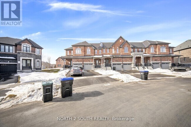 Photo - 1455 Blackmore St