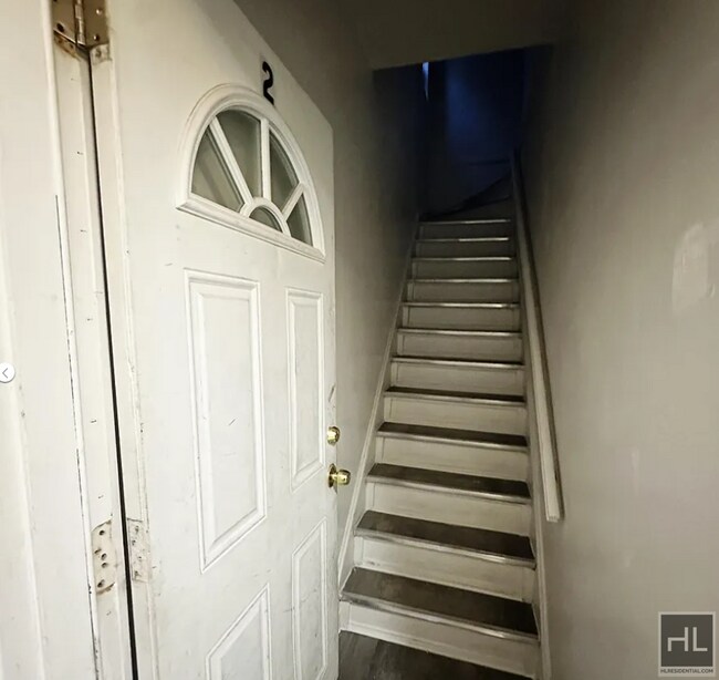 Photo - EASTCHESTER ROAD, BRONX Unit 2F