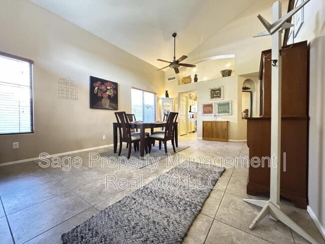 Photo - 4283 E Shannon St