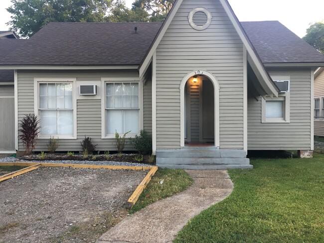 Photo - 507 Stevenson St Townhome