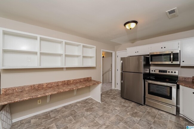 Photo - 753 Vaughn Cir